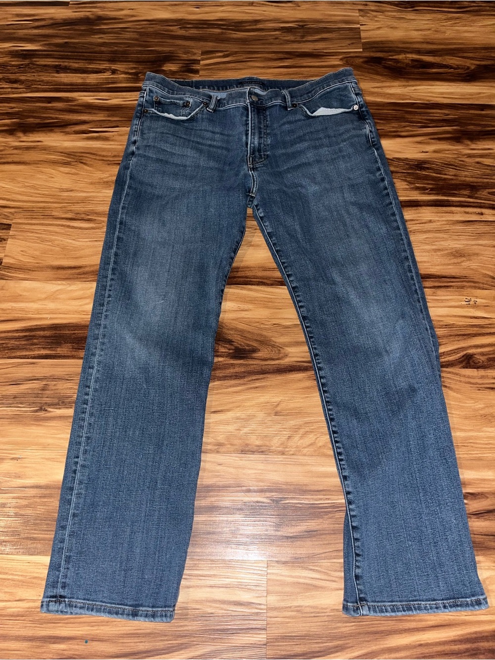 Lucky Brand Men's Medium Blue Straight Jeans